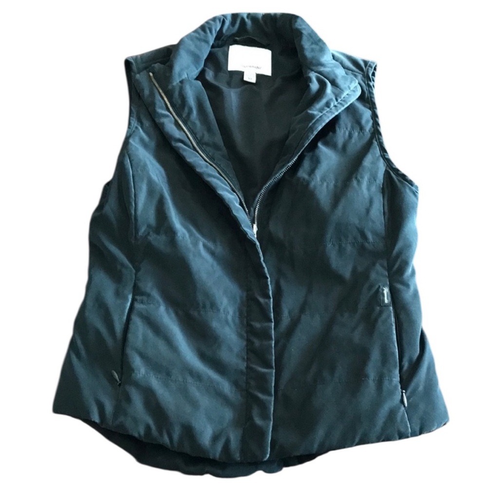 Women’s size extra small Faconnable black polyester/nylon full zip vest